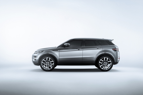 Photograph Stefano Ferlito Land Rover Range Rover Evoque on One Eyeland